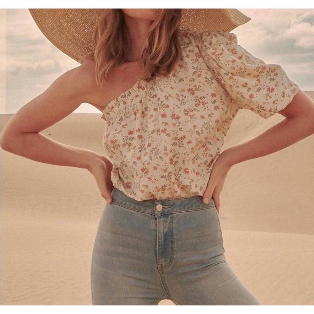 NWT Promesa Zoey One Shoulder Floral Bodysuit